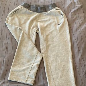 3/4 Nike sweats